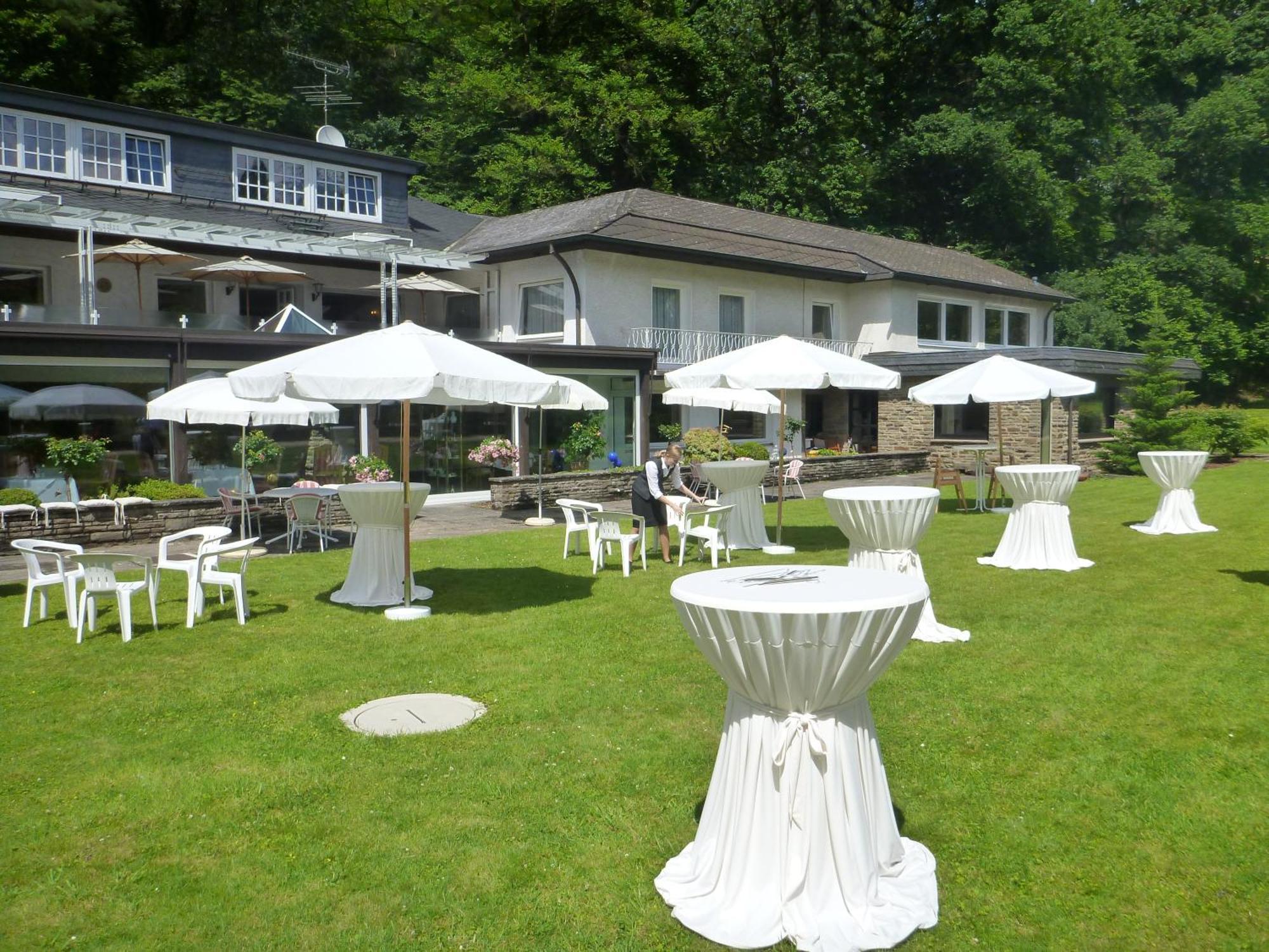 Romantik Waldhotel Mangold Bergisch Gladbach Dış mekan fotoğraf