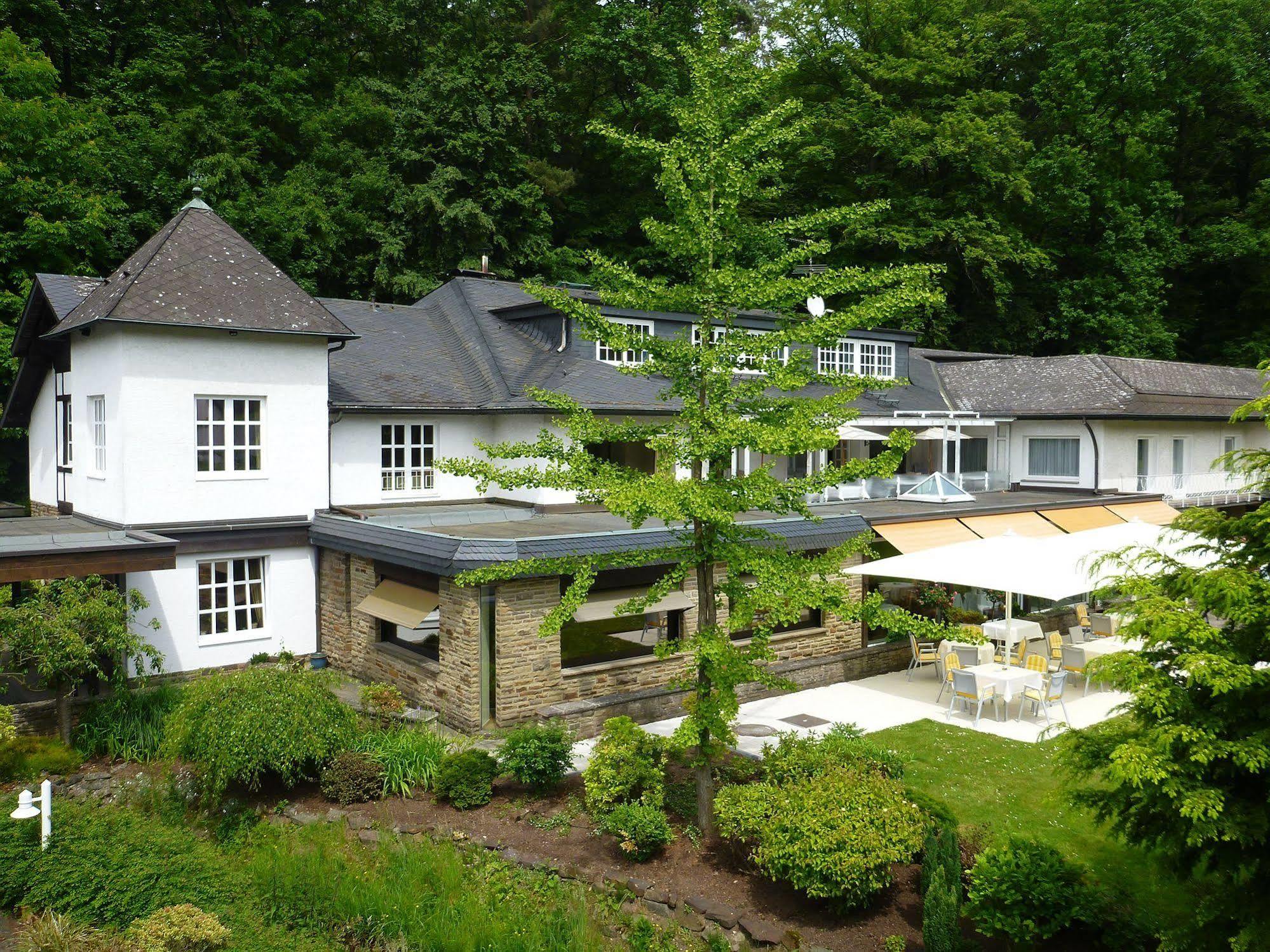 Romantik Waldhotel Mangold Bergisch Gladbach Dış mekan fotoğraf