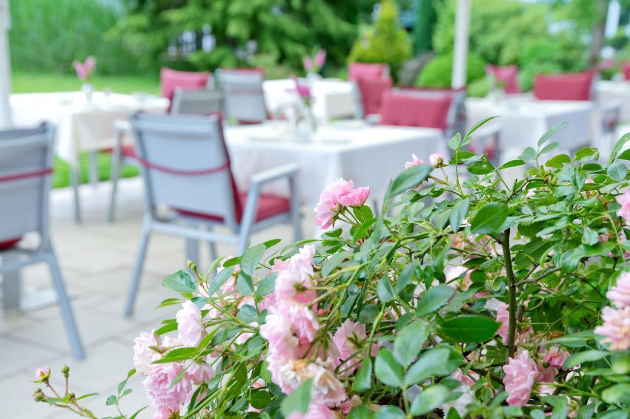 Romantik Waldhotel Mangold Bergisch Gladbach Dış mekan fotoğraf